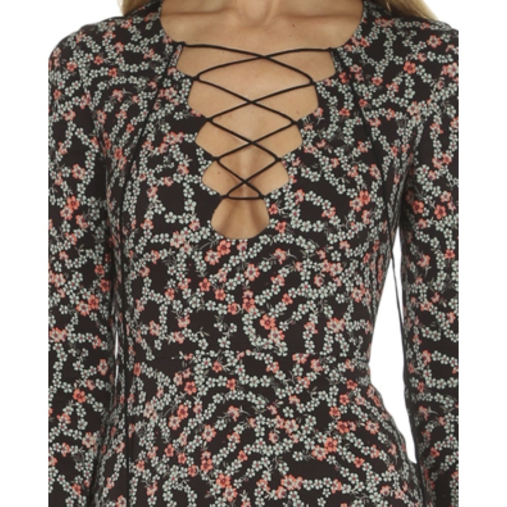 Saloni Nurul Floral Print lace-up V neck Long Sleeve Bodycon Mini Dress Size 6 - Picture 8 of 13